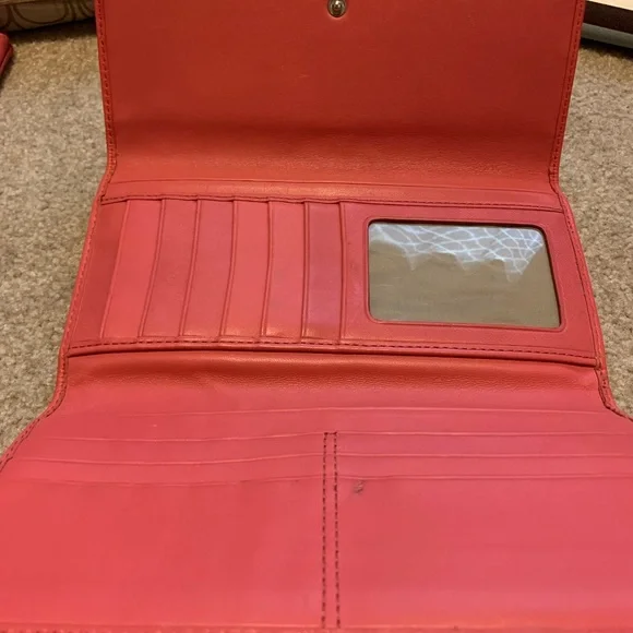 Bundle of Coach wallets and wristlets - Picture 4 of 16